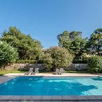 Bed & Breakfast Mas D'escattes 4*