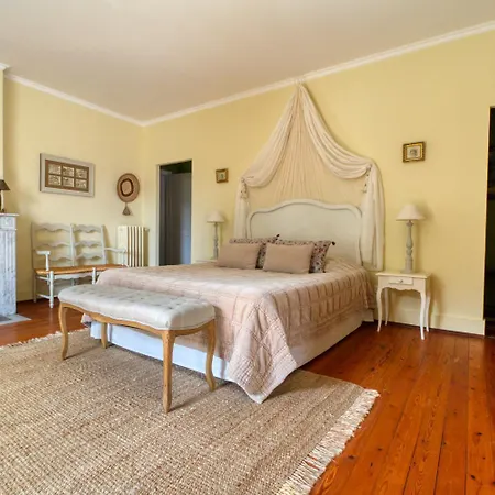 Mas D'escattes Bed & Breakfast *