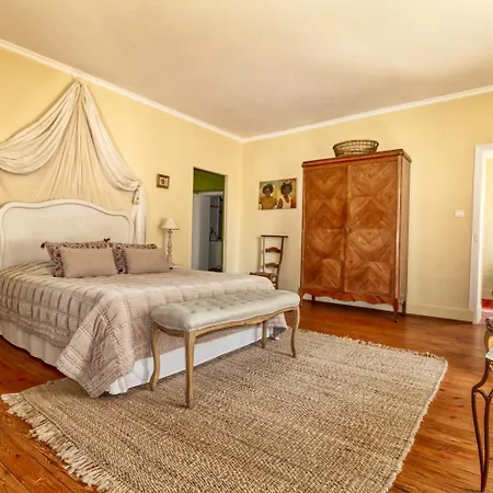 Mas D'escattes Bed & Breakfast Nimes