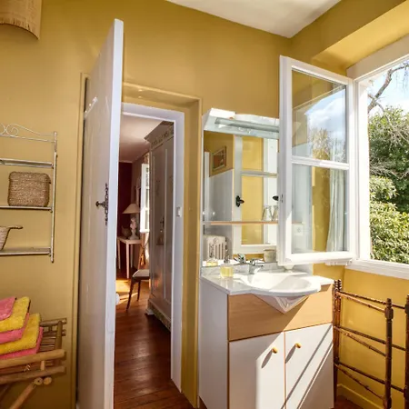 Mas D'escattes Bed & Breakfast Nîmes