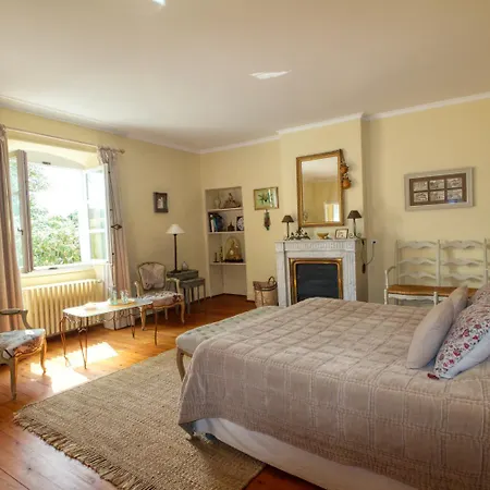 Mas D'escattes Bed & Breakfast 4*