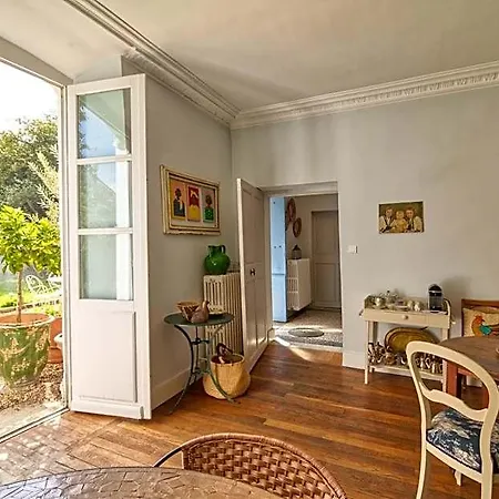 Mas D'escattes Bed & Breakfast