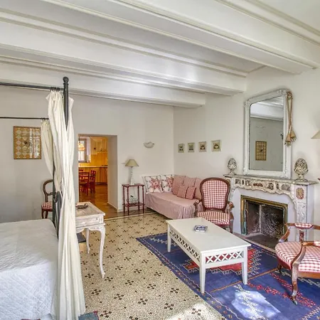 Bed & Breakfast Mas D'escattes