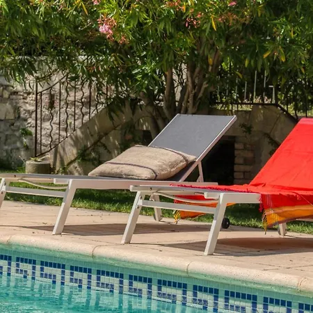 Bed & Breakfast Mas D'escattes Nîmes