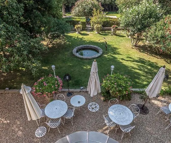 Mas D'escattes 4* Ним